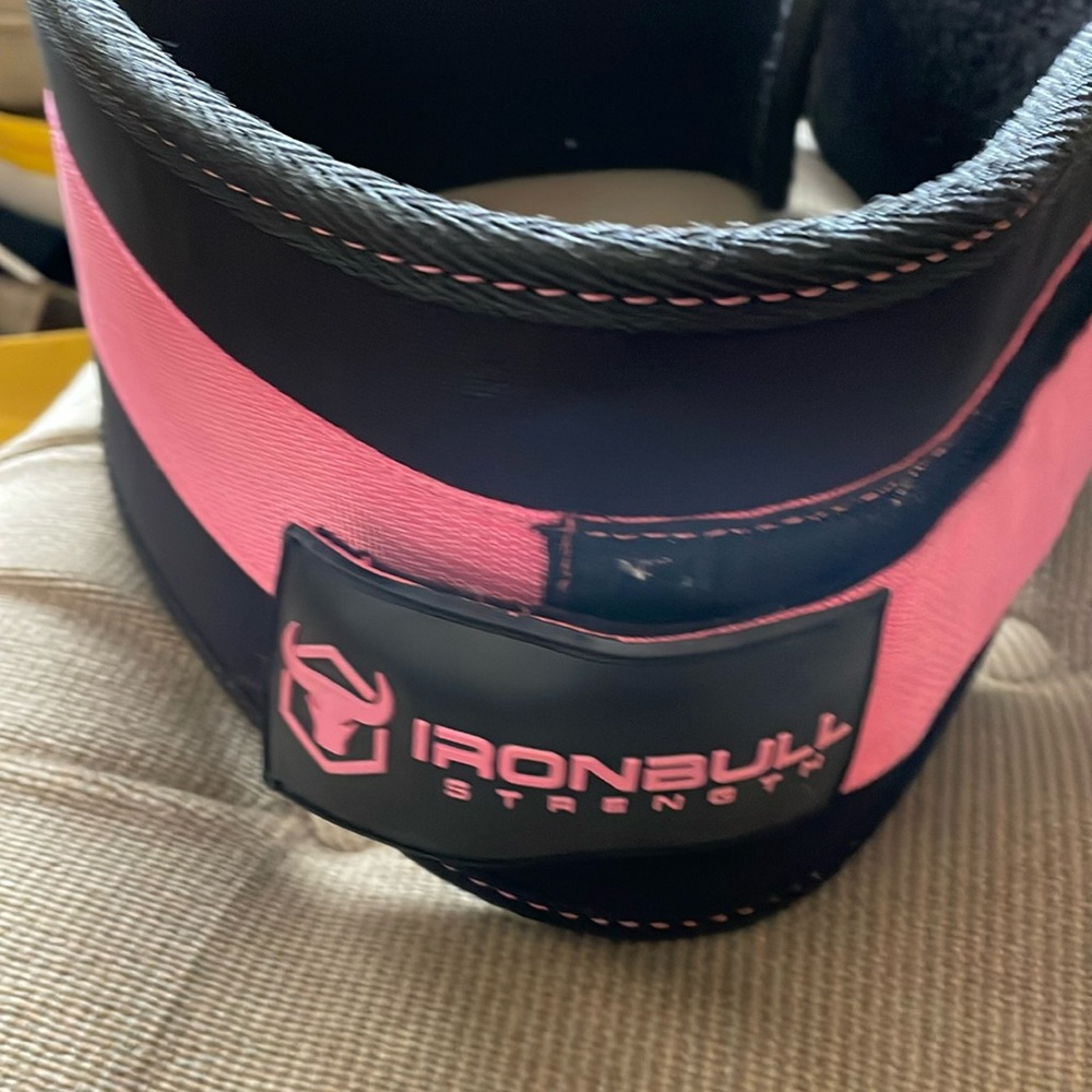 Iron Bull Strength Training Belt Excellent Condition